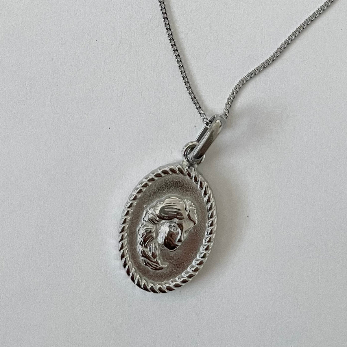 Zodiac Necklace – Silver | Personalized Star Sign Jewelry