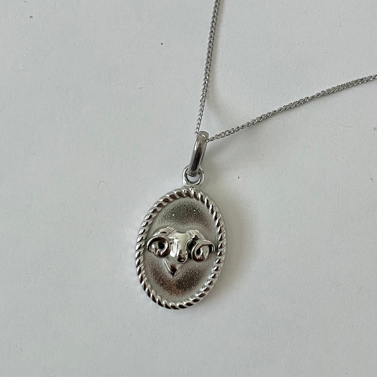 Zodiac Necklace – Silver | Personalized Star Sign Jewelry